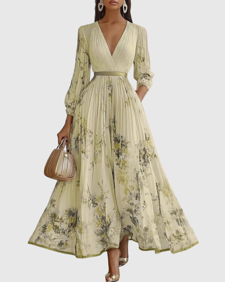 Stella - Elegant Pleated Maxi Dress