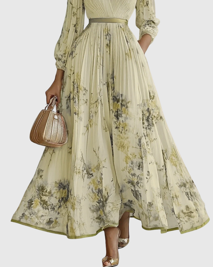 Stella - Elegant Pleated Maxi Dress